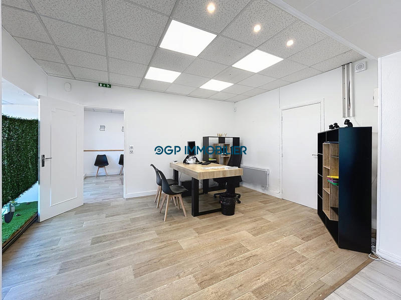 Local d'activités - 53 m² - 3 pièces