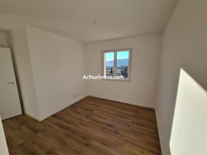 Maison - 102 m² - 4 pièces