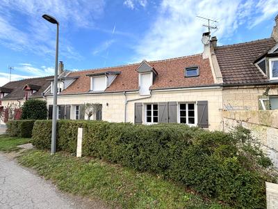 Maison - 98 m² - 4 pièces