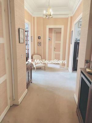 Appartement ancien - 98 m² - 5 pièces