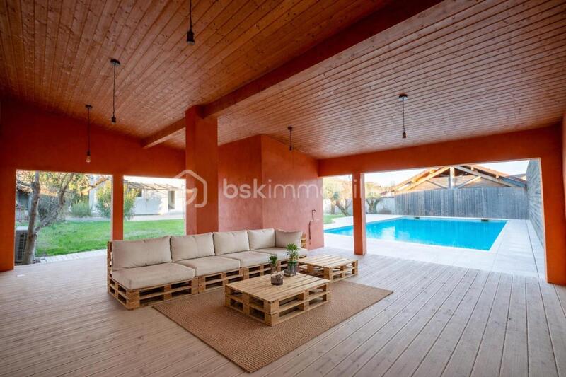 Maison - 193 m² - 6 pièces