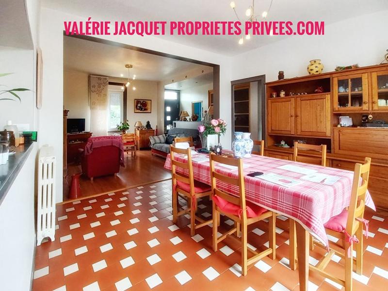 Maison - 166 m² - 6 pièces
