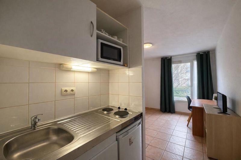 Studio - 18 m² - 1 pièce