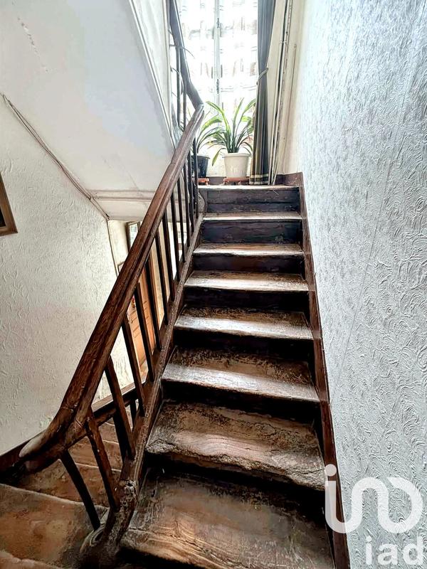 Maison - 252 m² - 10 pièces