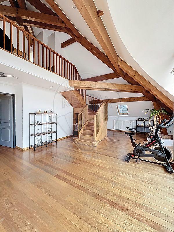 Appartement - 130 m² - 5 pièces