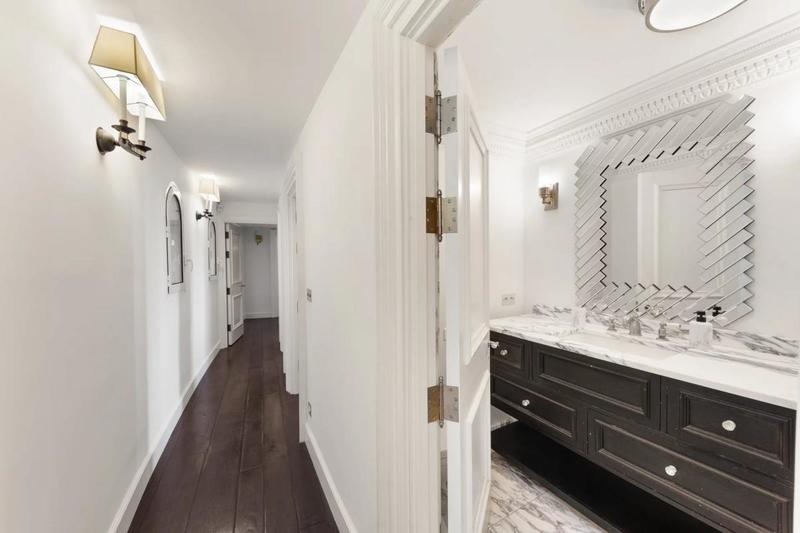 Villa - 596 m² - 13 pièces