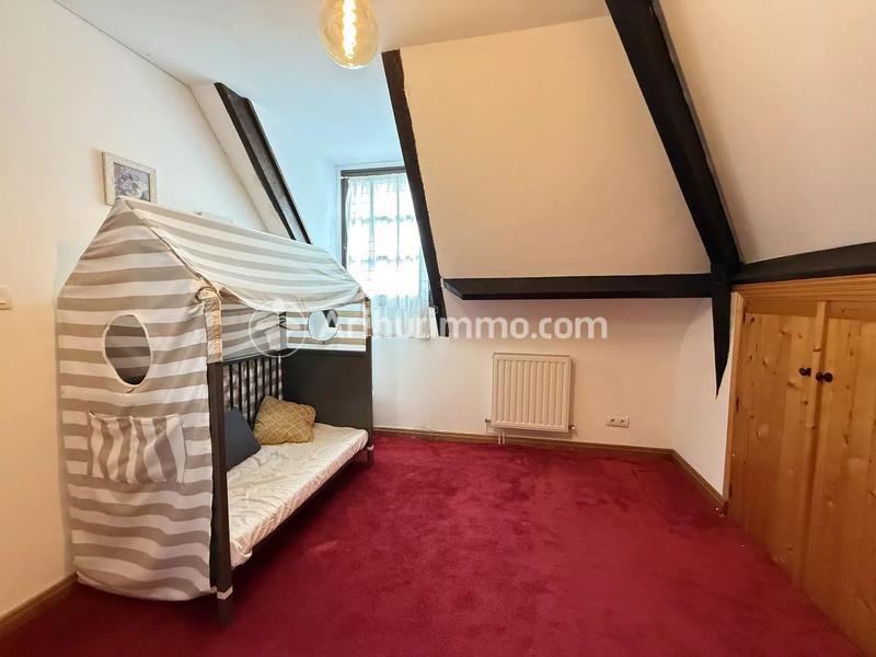 Maison - 264 m² - 9 pièces