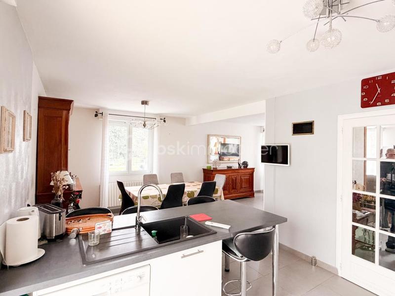 Maison - 138 m² - 7 pièces