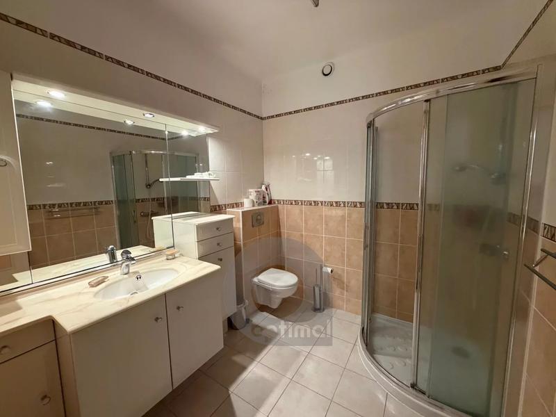 Appartement - 86 m² - 3 pièces