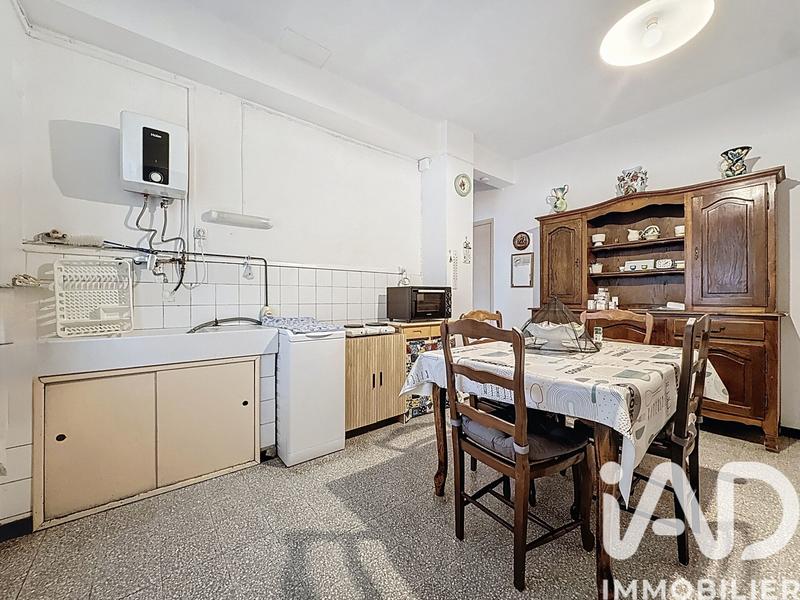 Maison - 185 m² - 11 pièces