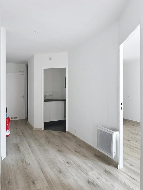 Local commercial - 43 m² - 3 pièces