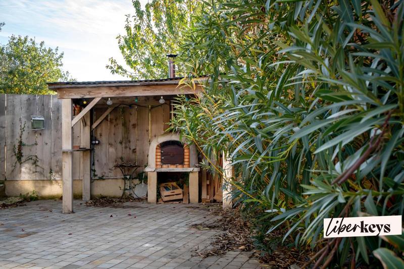 Maison d'architecte - 201 m² - 7 pièces