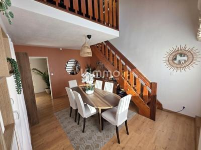 Duplex - 82 m² - 4 pièces