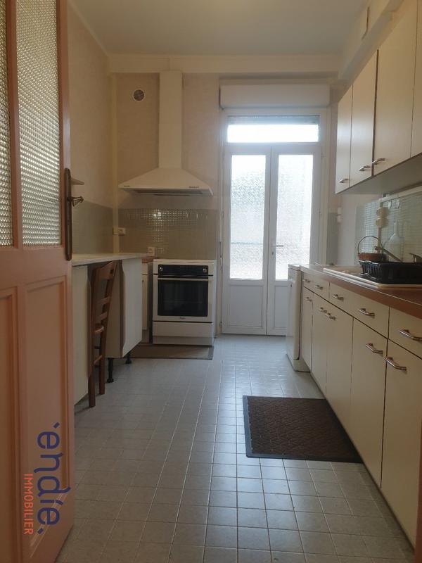 Appartement ancien - 134 m² - 6 pièces