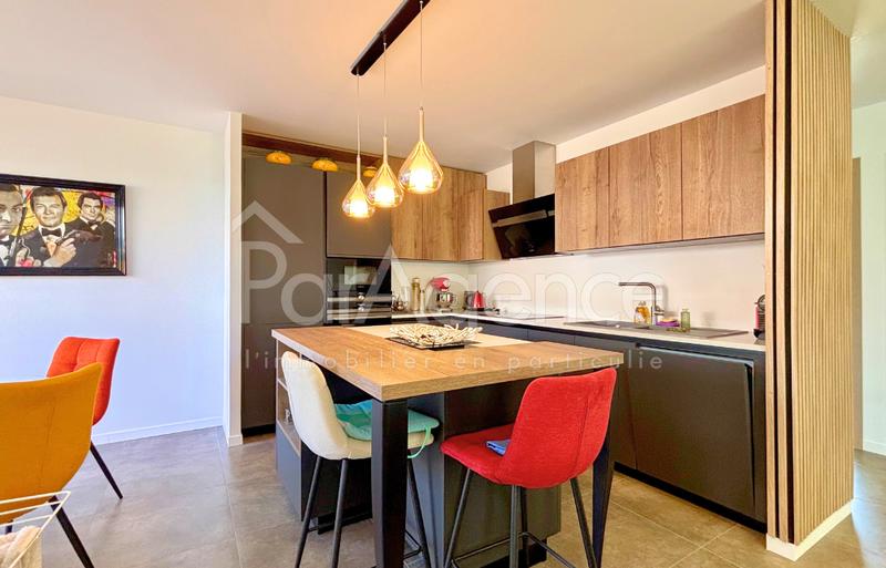 Maison - 104 m² - 4 pièces