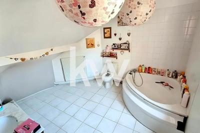 Maison - 186 m² - 6 pièces