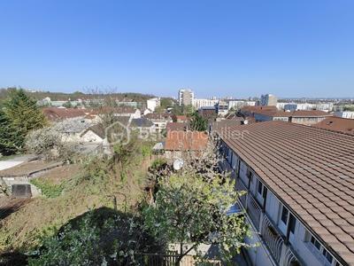 Maison de ville - 71 m² - 4 pièces