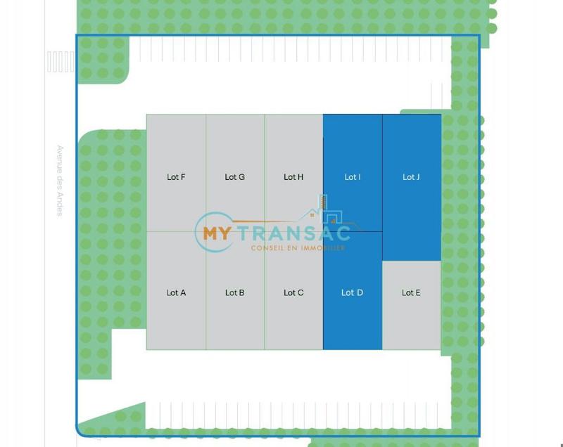 Local d'activité / Entrepôt - 352 m²