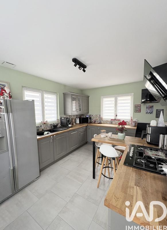 Maison - 95 m² - 5 pièces