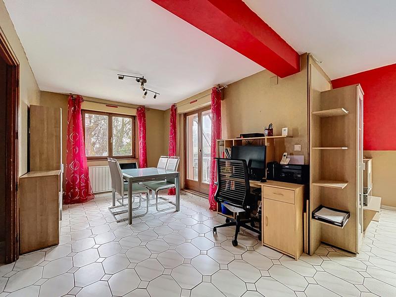Maison - 98 m² - 5 pièces