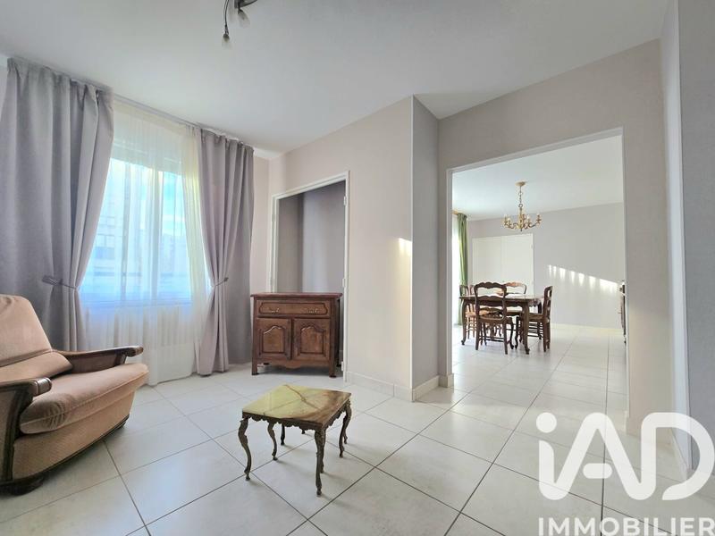 Appartement - 89 m² - 5 pièces