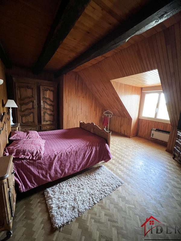 Propriété - 230 m² - 7 pièces