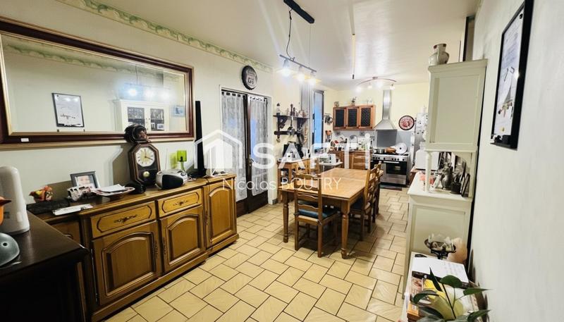 Maison - 99 m² - 5 pièces