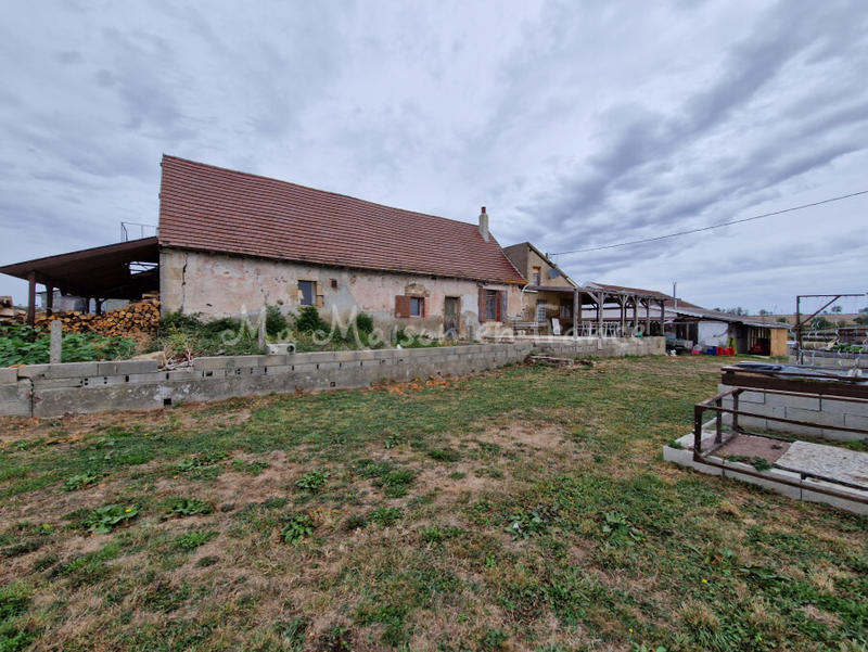 Maison - 198 m² - 8 pièces