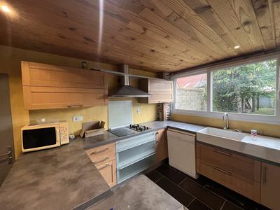 Maison - 150 m² - 9 pièces