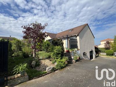 Maison - 144 m² - 6 pièces