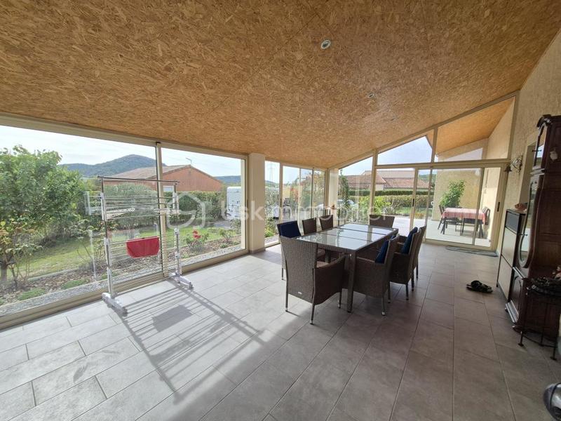 Maison - 111 m² - 4 pièces