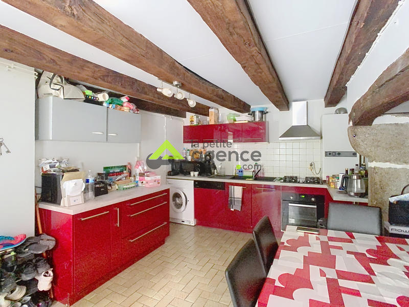 Maison - 76 m² - 4 pièces
