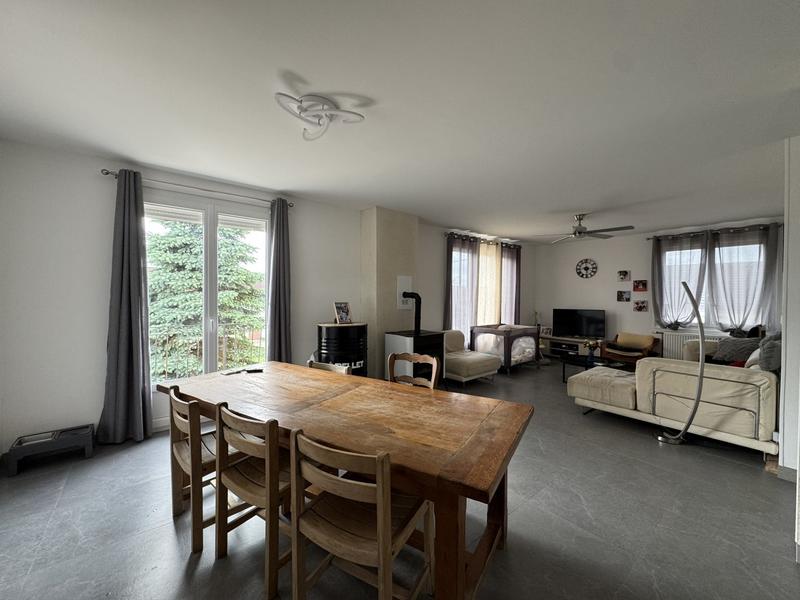 Maison - 87 m² - 4 pièces