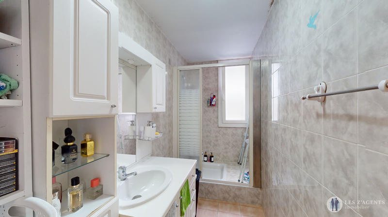 Appartement - 70 m² - 4 pièces