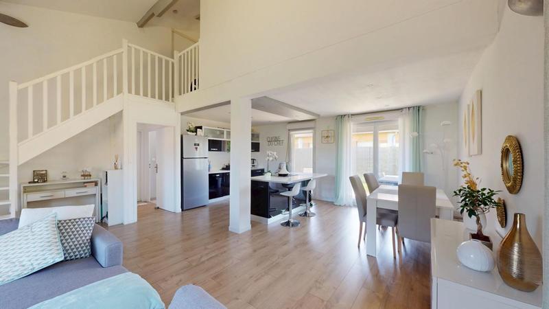 Maison - 97 m² - 4 pièces