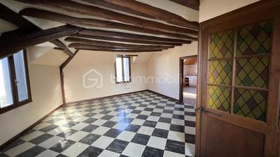 Maison ancienne - 147 m² - 7 pièces