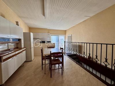 Maison de village - 64 m² - 4 pièces