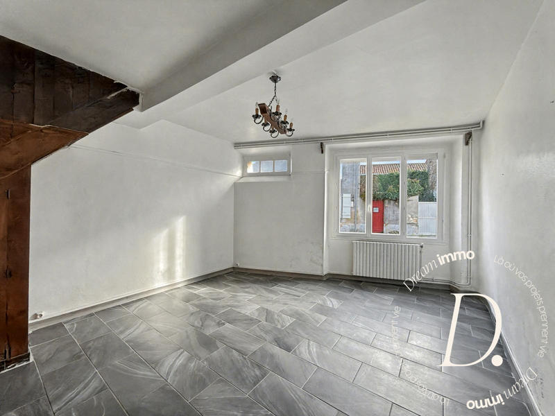 Maison - 105 m² - 4 pièces