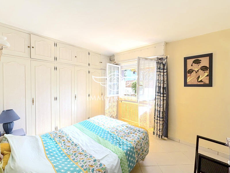 Maison - 153 m² - 8 pièces