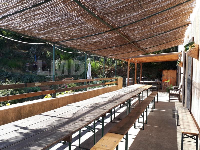 Maison - 395 m² - 14 pièces