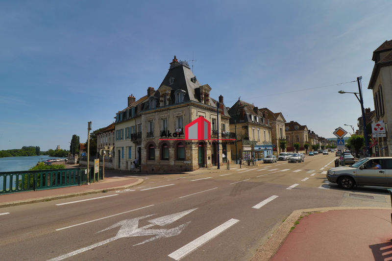 Bureau - 85 m² - 5 pièces