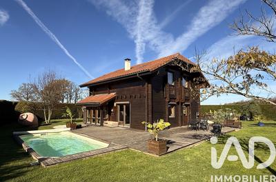 Châlet - 121 m² - 4 pièces