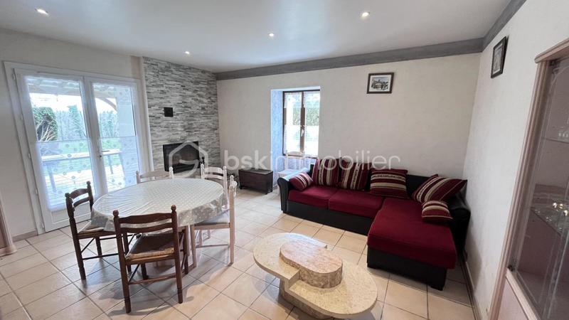 Immeuble - 216 m² - 10 pièces