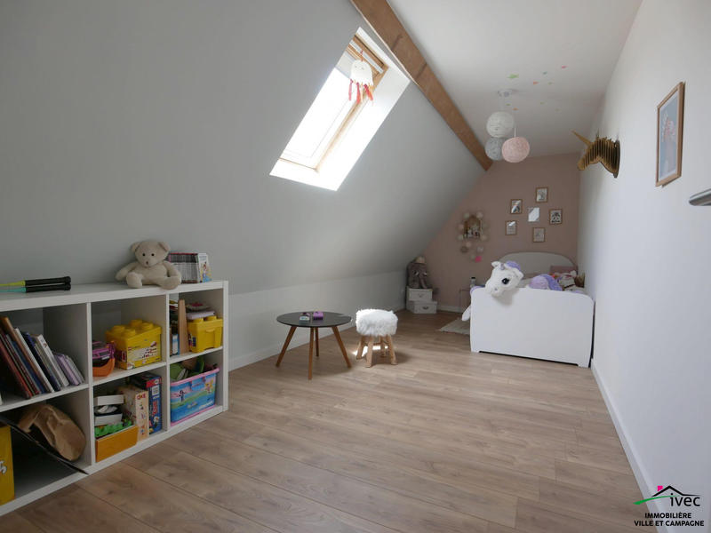 Maison - 122 m² - 6 pièces