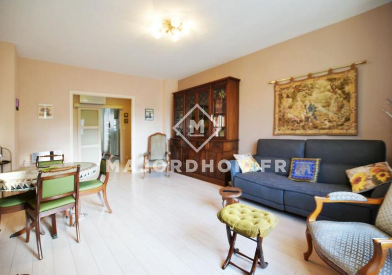 Appartement - 80 m² - 3 pièces