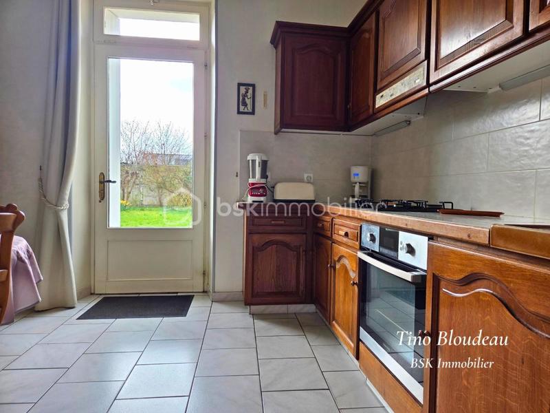 Maison - 200 m² - 9 pièces