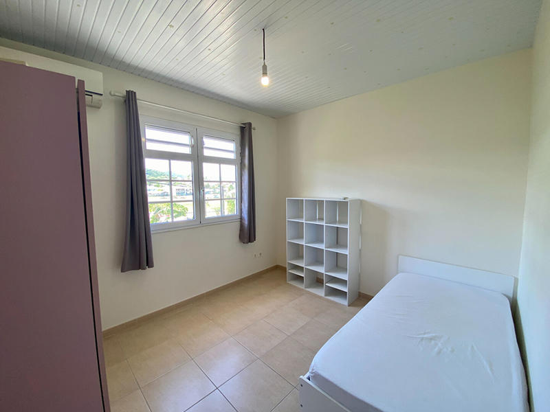 Appartement - 102 m² - 4 pièces