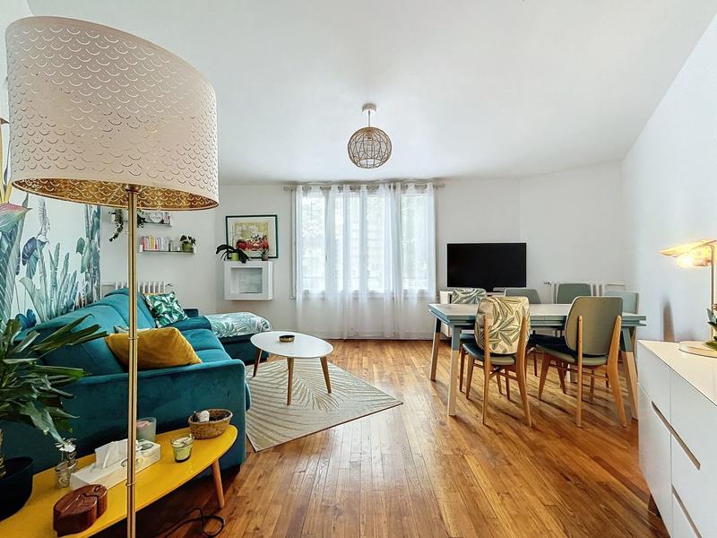 Appartement - 80 m² - 4 pièces