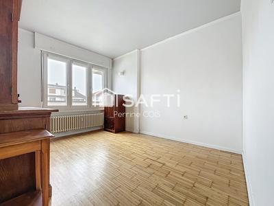 Appartement - 75 m² - 3 pièces