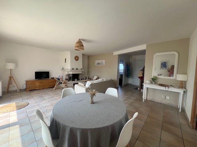 Maison - 101 m² - 5 pièces